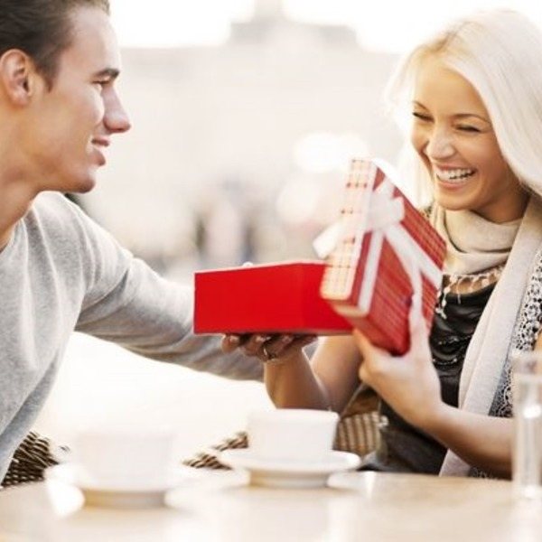 что можно подарить женщине-Стрельцу